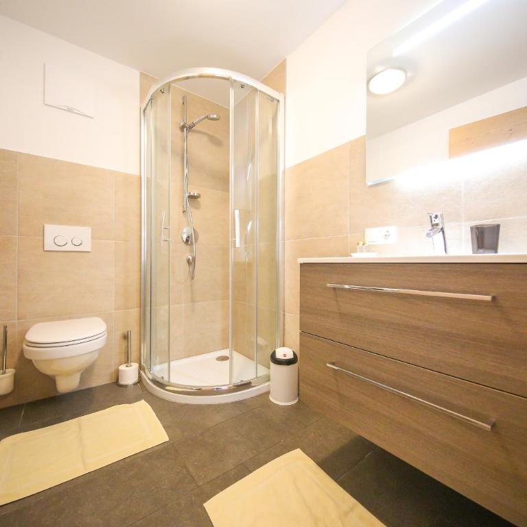 Residence Alpin - Apartment mit 1 Schlafzimmer und einem Balkon - 4 - 11