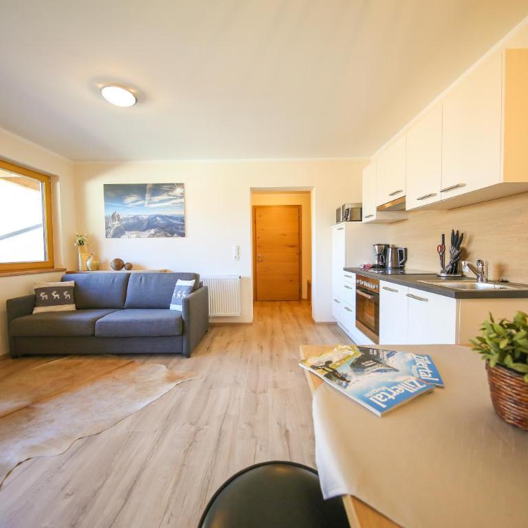 Residence Alpin - Apartment mit 1 Schlafzimmer und einem Balkon - 4 - 4
