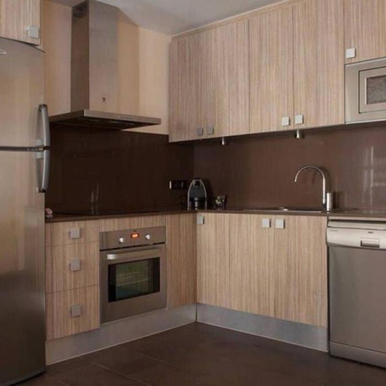 EL born - spacious 2 bedrooms - Apartment - 8