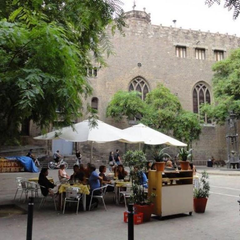 EL born - spacious 2 bedrooms - Apartment - 20
