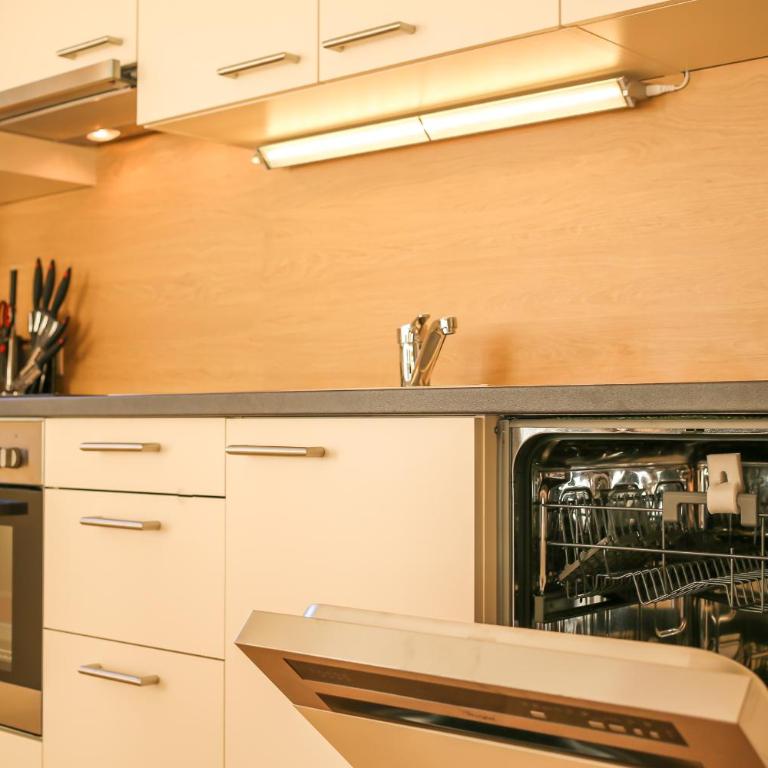 Residence Alpin - Apartment mit 2 Schlafzimmern und Balkon - Nr. 3 - 13