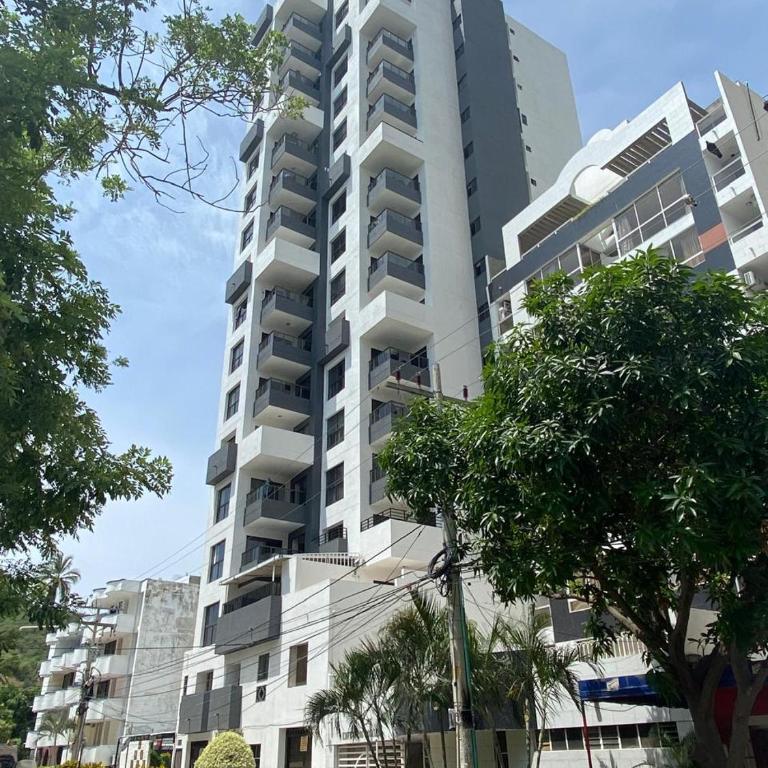 Apartamento Rodadero Los Laureles con Vista al mar y a la Bahía - Apartamento de 2 dormitorios - 2