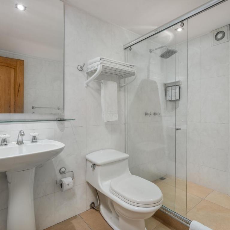 Hotel Egina Bogotá - Habitación Doble Superior - 21