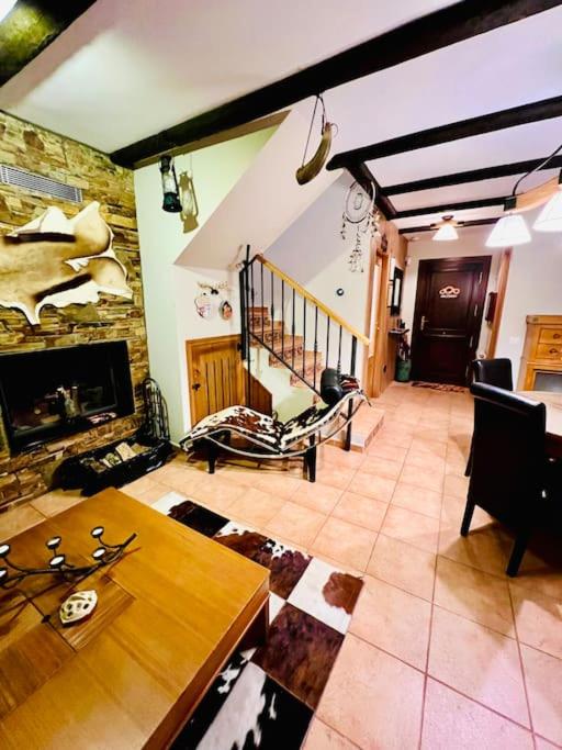 Adosado Las Cumbres de Hoz - Chalet mit 3 Schlafzimmern - 39