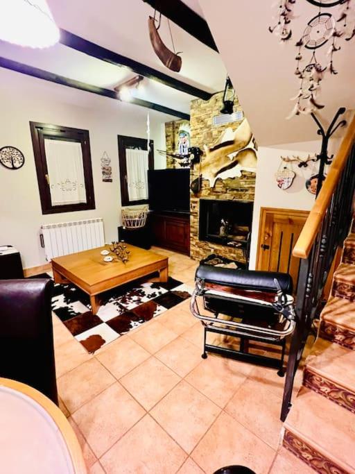 Adosado Las Cumbres de Hoz - Chalet mit 3 Schlafzimmern - 54
