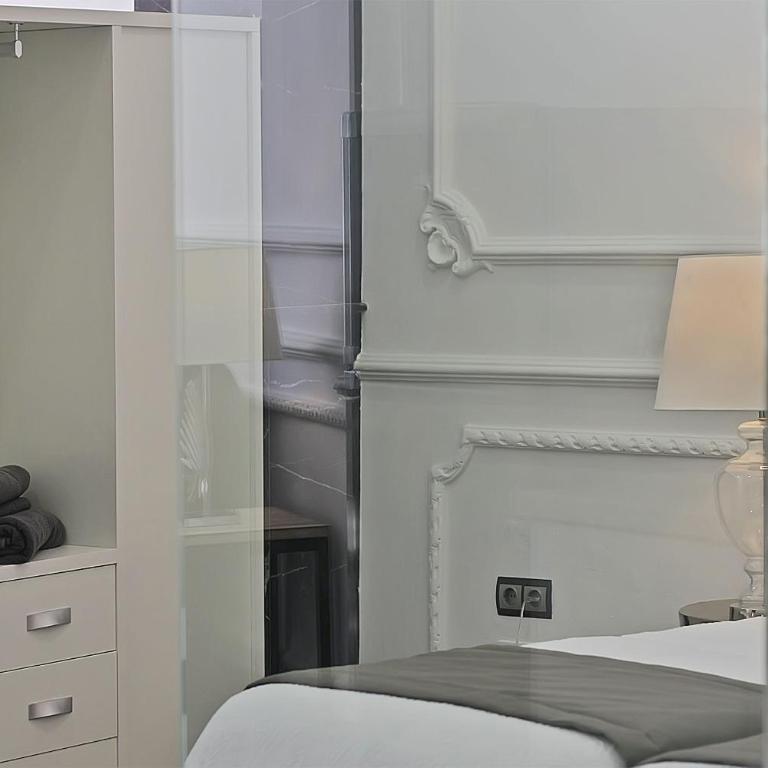 Apartamentos Plaza Constitución - Larios - Apartamento con vistas a la plaza de La Constitución (5 adultos) - 23