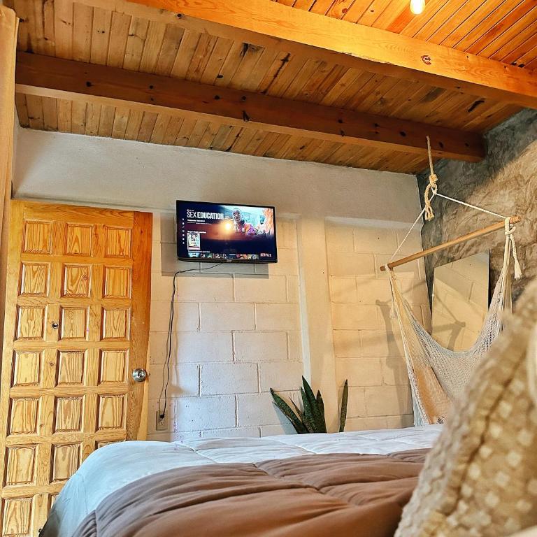 Hotel Neutro - Double Room with Private Bathroom - 5