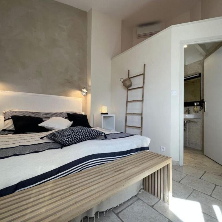 Welcoming holiday home in Hyeres - Appartement 3 Chambres - 19