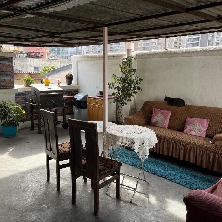 Céntrico departamento a pasos del mercado central - Apartamento de 1 dormitorio - 21