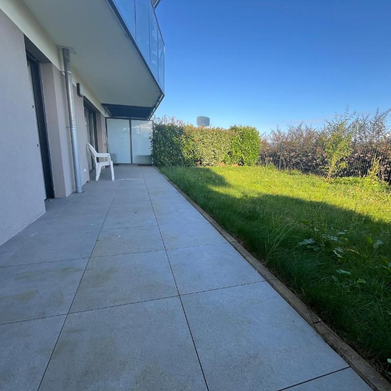 Appartement cosy avec jardin et parking à Évian - Appartamento con 2 Camere da Letto - 12