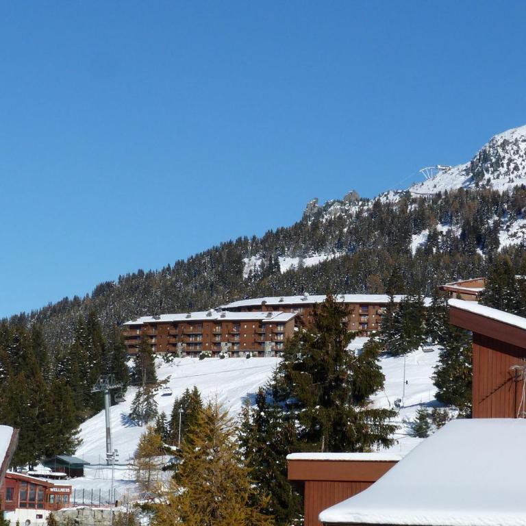 Appartement skis aux pieds 6 pers avec piscine et parking à Arc 1800 - FR-1-411-947 - Appartement - 8