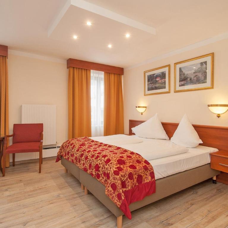 B&B Beretta - Comfort Dreibettzimmer mit Dusche - 4