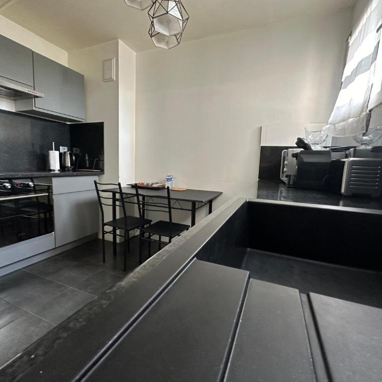 Le Montjovis, spacieux et lumineux avec garage - Appartement - 11