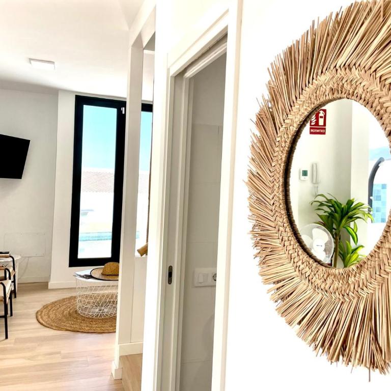 Lilias home - private heatable pool, BBQ, free wifi - Three-Bedroom Apartment - 19