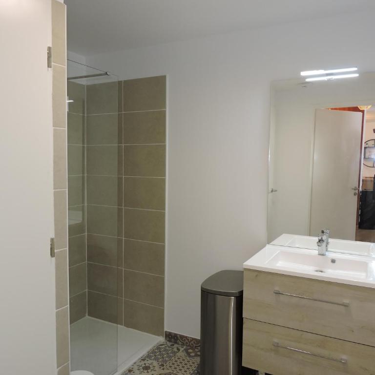 La détente, vues, espaces le tout dans une décoration superbe - Appartement 2 Chambres - 13