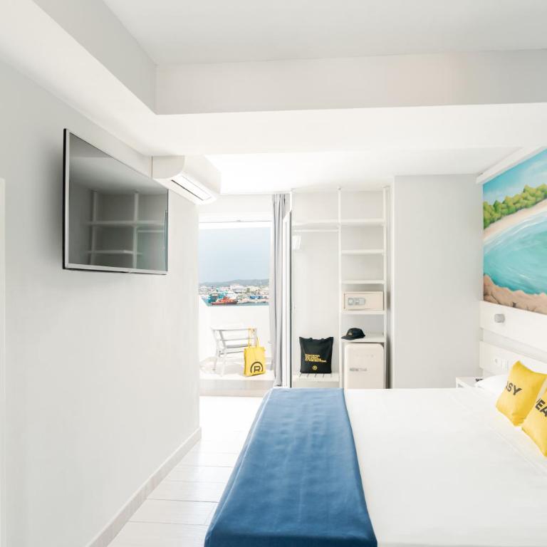 Ryans La Marina - Habitación Doble Superior con vistas al mar - 11