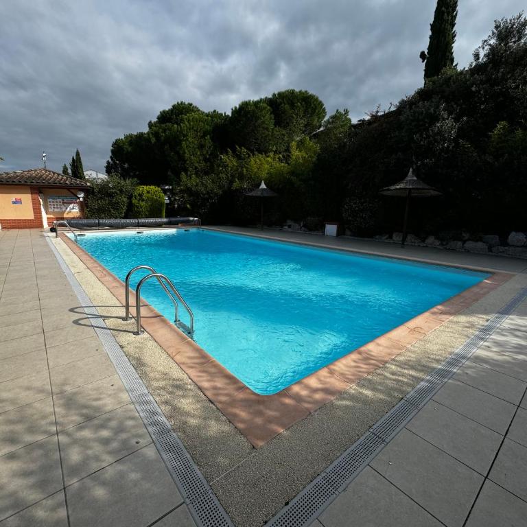 Loft Geek avec terrasse, piscine & parking - proche métro - Toulouse - Apartment mit 1 Schlafzimmer - 1