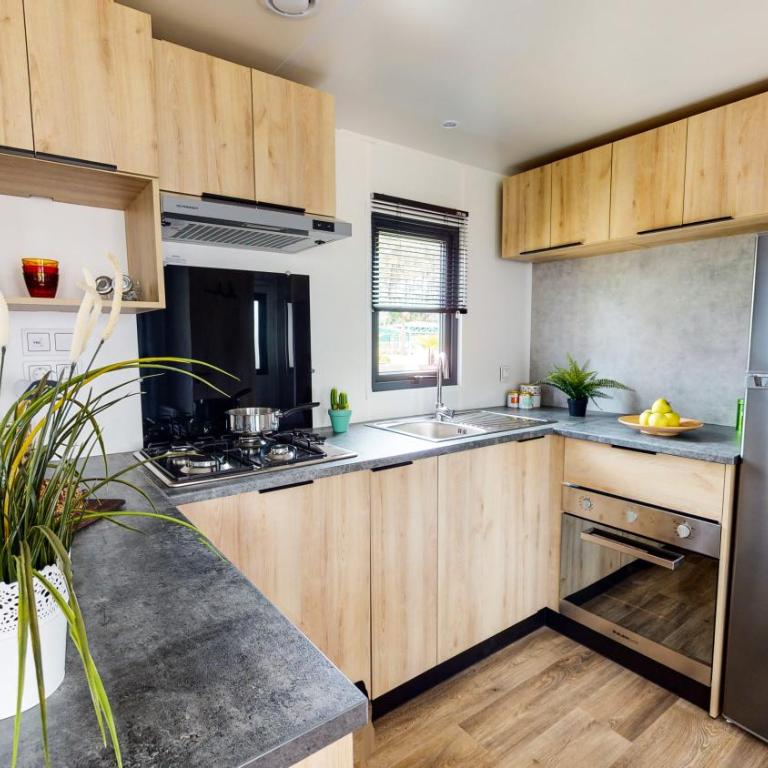 Camping Officiel Siblu Les Embruns - Mobile Home 2 Chambres 4 Personnes « Essentiel Signature » Sans Climatisation - 31