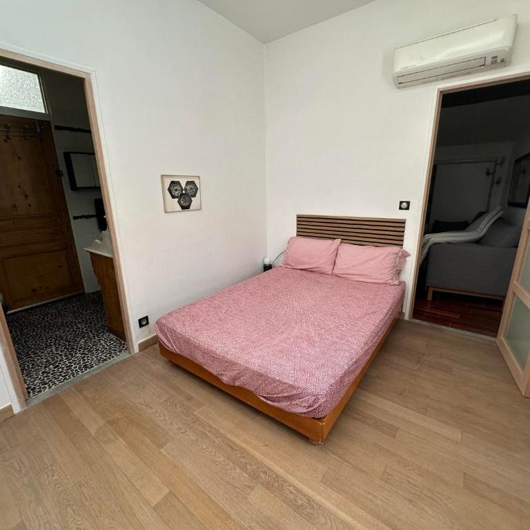 Appartement de charme Intra Muros - One-Bedroom Apartment - 9