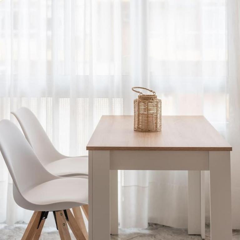 Ideal parejas y nómadas - Teletrabajo, vistas al mar, WiFi alta velocidad, AC y cerca de la playa - One-Bedroom Apartment - 11