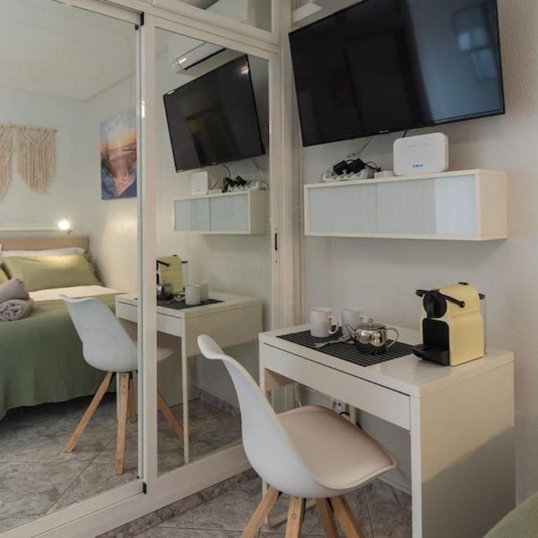 Ideal parejas y nómadas - Teletrabajo, vistas al mar, WiFi alta velocidad, AC y cerca de la playa - One-Bedroom Apartment - 5