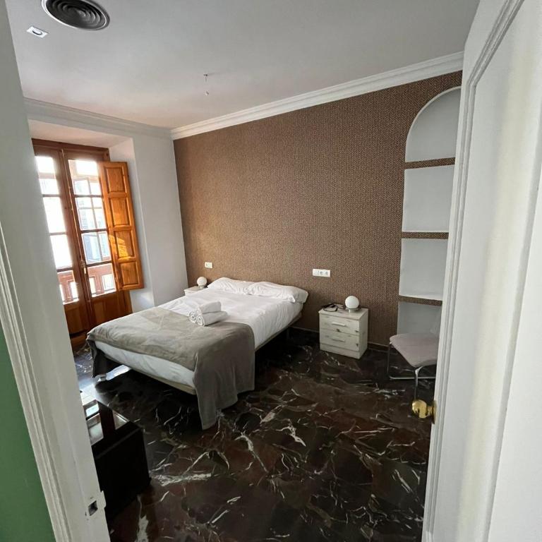 - Apartamento en pleno Centro - QH Ayuntamiento Granada - Deluxe Apartment - 23