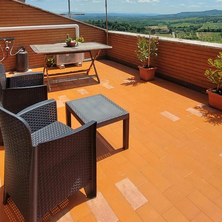 Ti Racconto di un Sogno Studio - Camera Matrimoniale con Terrazza - 10