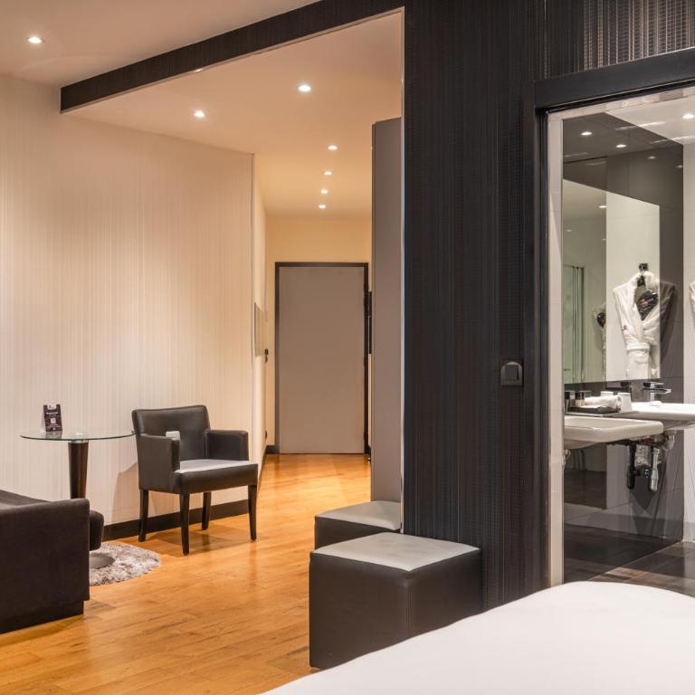 L'Empire Paris - Louvre - Chambre Triple - Accessible aux Personnes à Mobilité Réduite - 4