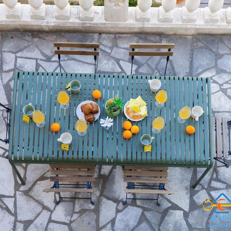 Maison Jade - Villa avec piscine - Barbecue - Calme - Four-Bedroom House - 25