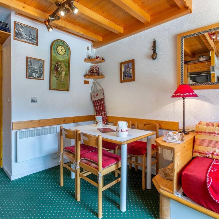 Appartement 1 ch. confortable avec balcon et casier à skis à Méribel - FR-1-355-45 - Appartement (4 Adultes) - 4
