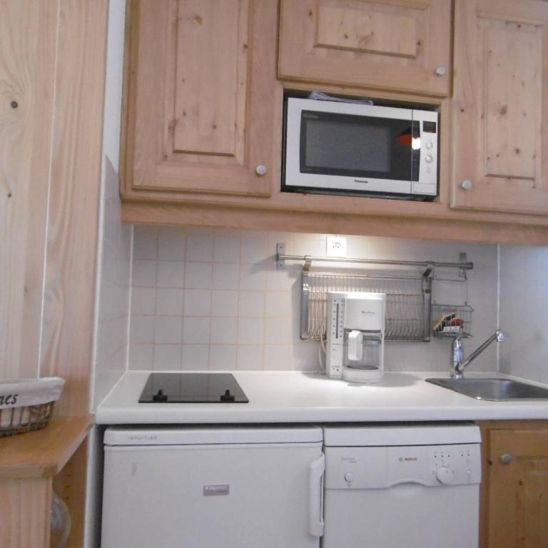 Appartement spacieux pour 6 pers à Méribel avec balcon et vue sur les pistes - FR-1-355-66 - Appartement (6 Adultes) - 4