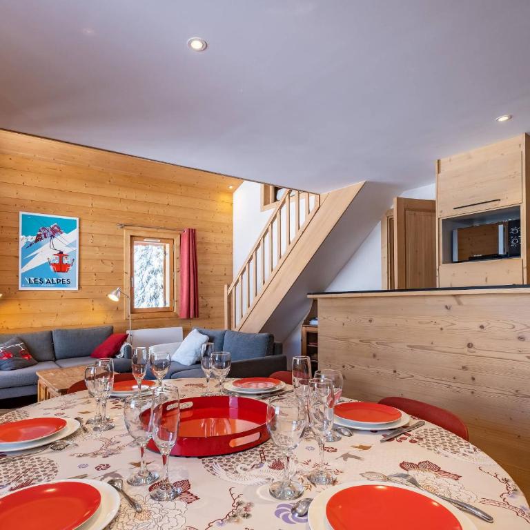 Grand appartement 3 chambres, mezzanine, balcon, proche pistes, parking couvert, Label Méribel - FR-1-355-198 - Appartement (8 Adultes) - 6