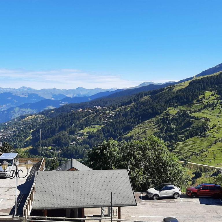 Appartement duplex 7 pers, pistes, commerces, parking, balcon - FR-1-355-227 - Appartement - 10