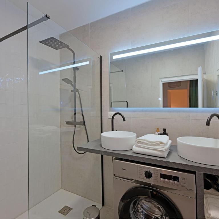 Emile - Apt avec Clim intra muros - Two-Bedroom Apartment - 8
