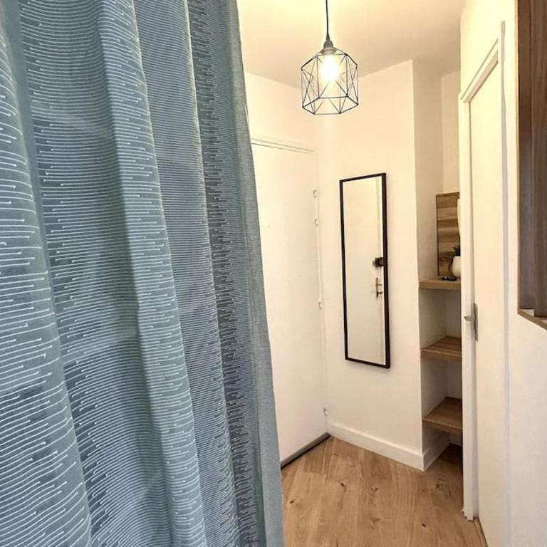 041 - Studio Le château d'ô, Appart 4pers, parking, proche faculté de médecine - Studio Familial - 19