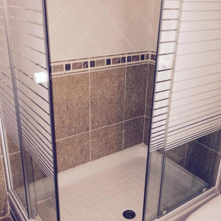 3Bed Penthouse Apt with Private Terrace & Balcony - Apartamento - 15