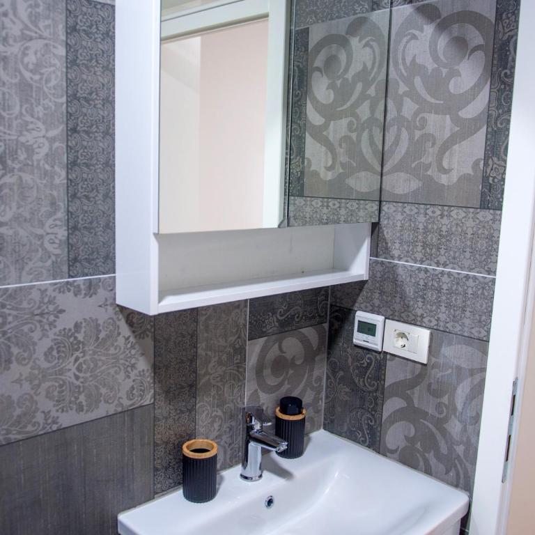 Apartment Sapphire - Three-Bedroom Apartment - 40