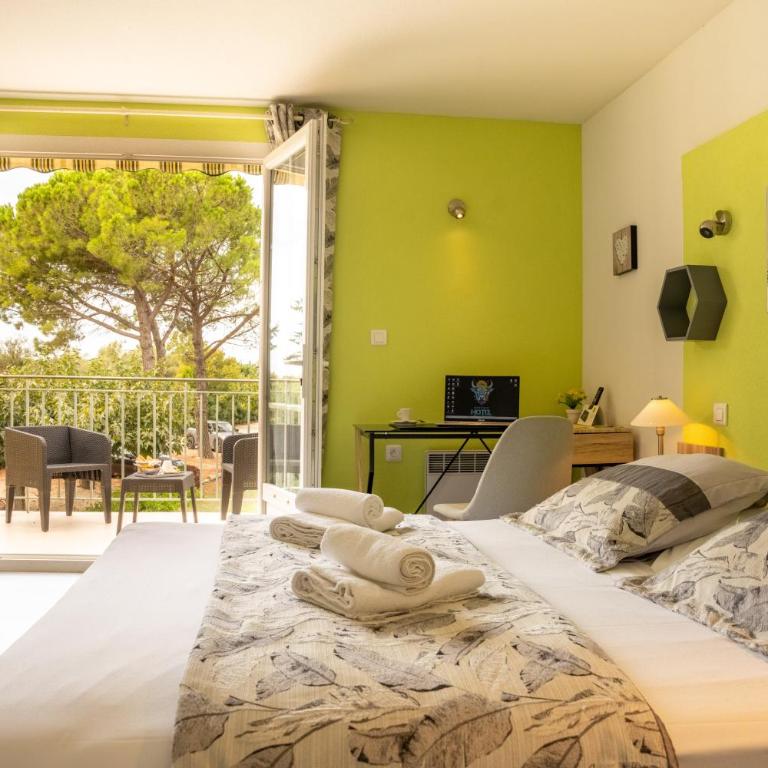 Logis Hotel des Granges - Chambre Double Supérieure avec Balcon ou Terrasse - 2