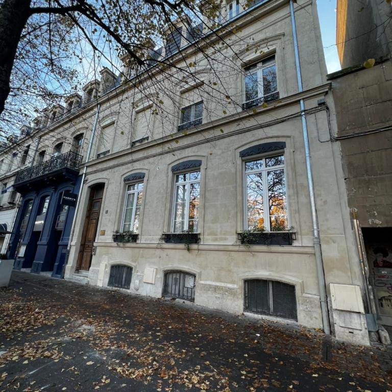 Appartement au TOP ! Le pétillant Leclerc - Place d'Erlon - Hyper-centre ville - Gare - Appartamento con 1 Camera da Letto - 12