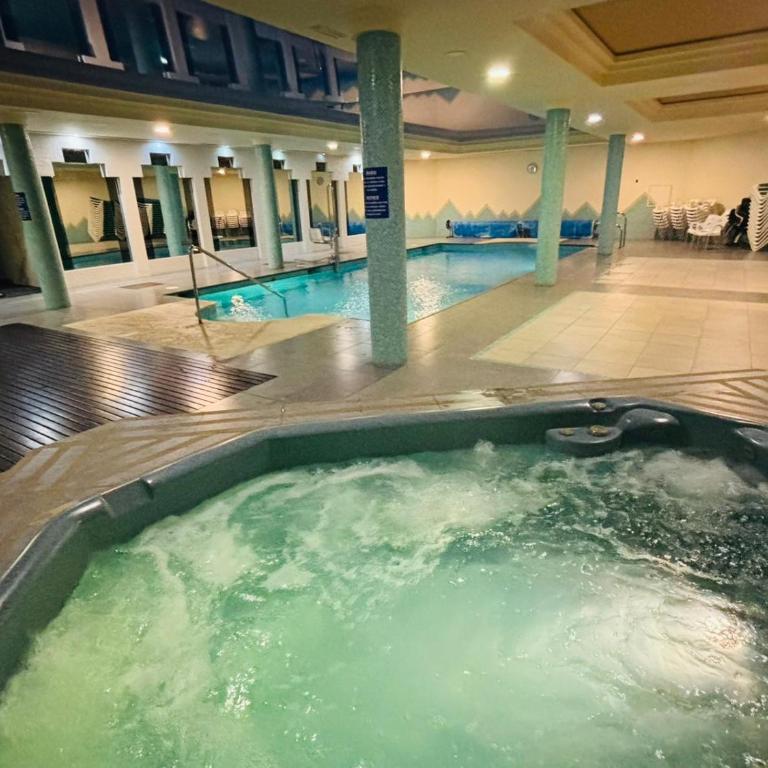 Ático dúplex, con piscina privada, jacuzzi y gimnasio - Casa de 4 dormitorios - 3