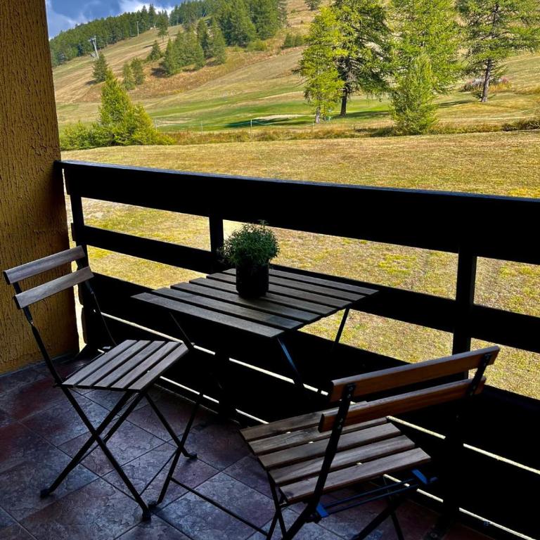 Cosy Apartment in the Mountain Charme - One-Bedroom Apartment - 26
