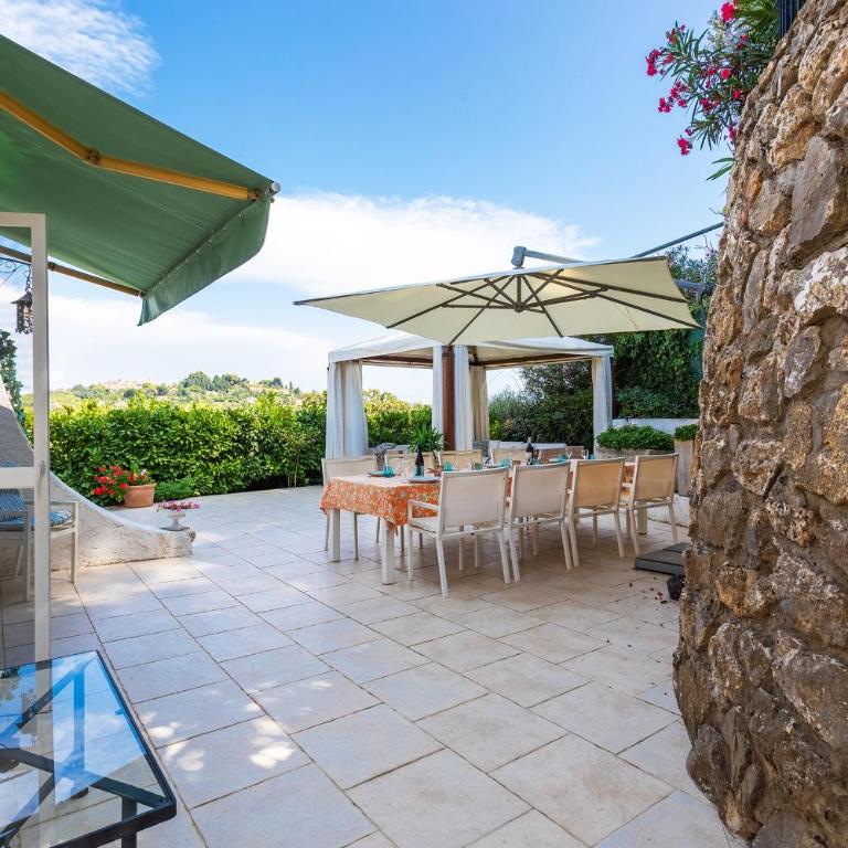 VILLA LA ROSERAIE VI4425 By Riviera Holiday Homes - Villa avec Piscine Privée - 11