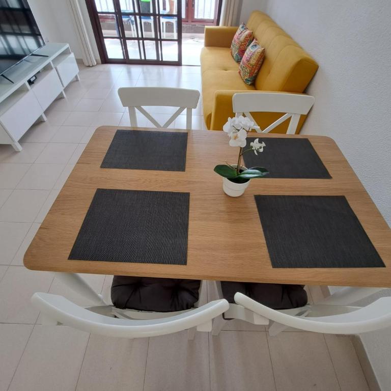 Atlantic 1 One bedroom apartment with ocean view and pool - Apartamento con balcón - 12