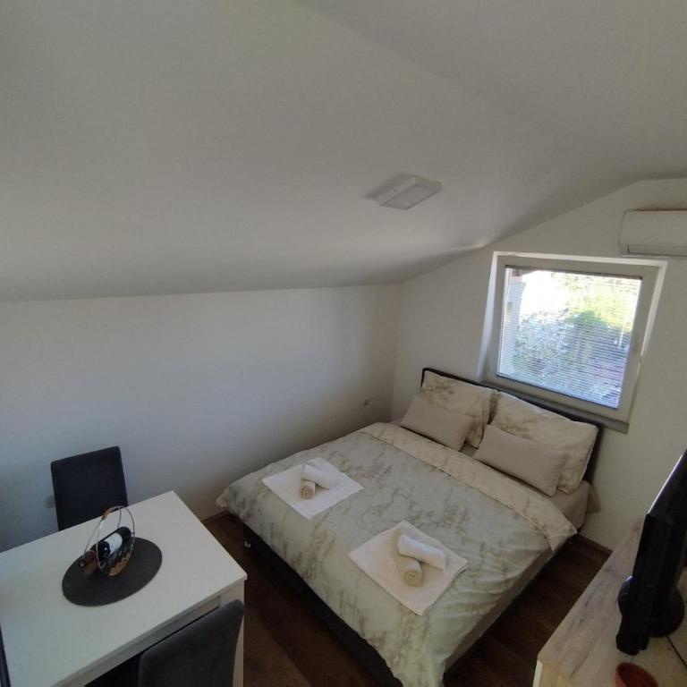 Apartmani Pivac 1 - One-Bedroom Apartment - 1