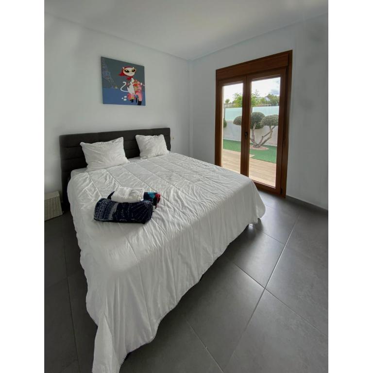 Villa Breda,Stylish villa with pool and views in Polop de la Marina, Alicante - Three-Bedroom Villa - 7