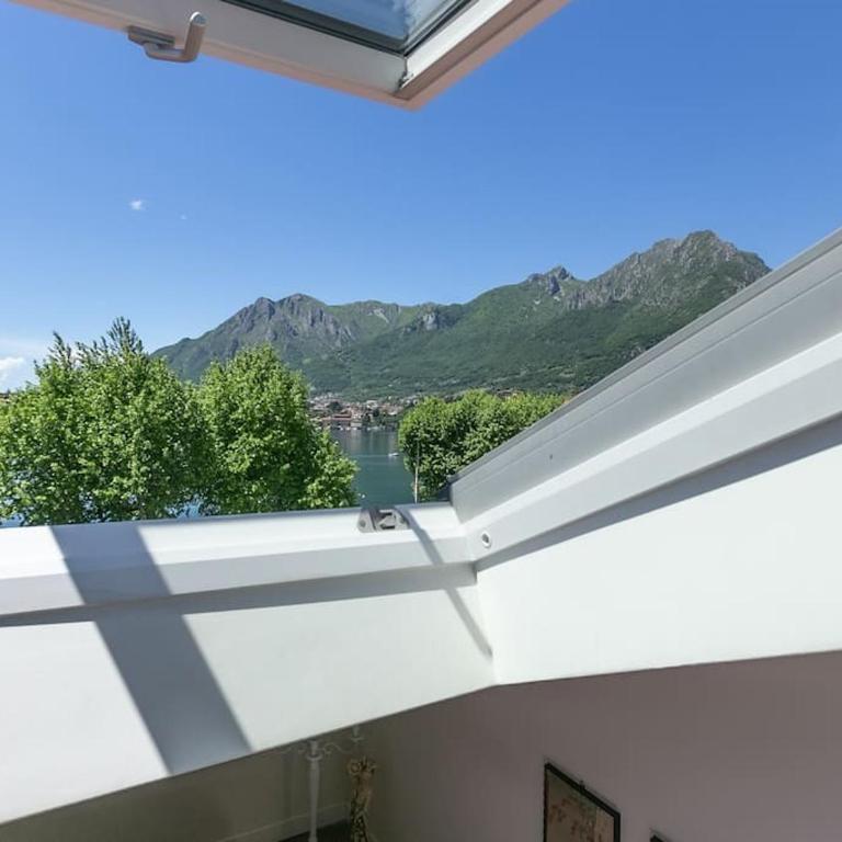 Lakefront Studio in Lecco Center - Cozy Stay with Amazing Views - One-Bedroom Apartment - 9