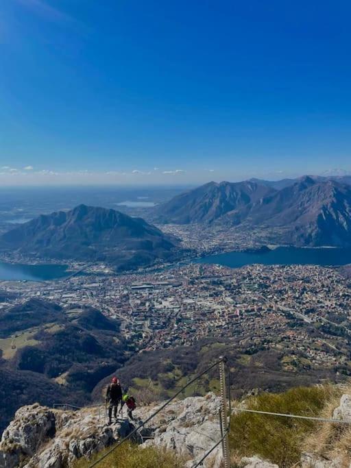 Lakefront Studio in Lecco Center - Cozy Stay with Amazing Views - One-Bedroom Apartment - 19