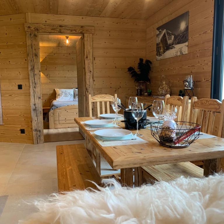l'écureuil, chez le charpentier d'antan, la chaleur du bois, le calme de la campagne - Appartement 2 Chambres - 24