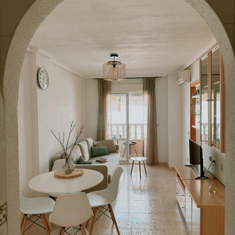 Casa de Luz - Only 700 meters from the beach & boulevard! - Two-Bedroom Apartment - 1