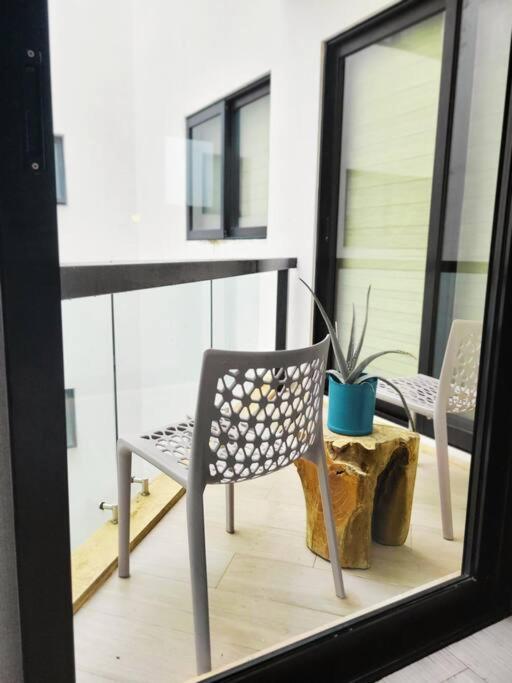 Espacioso departamento como nuevo, higiénico, 7 min caminando a la 5 y a la playa - Apartamento de 1 dormitorio - 20